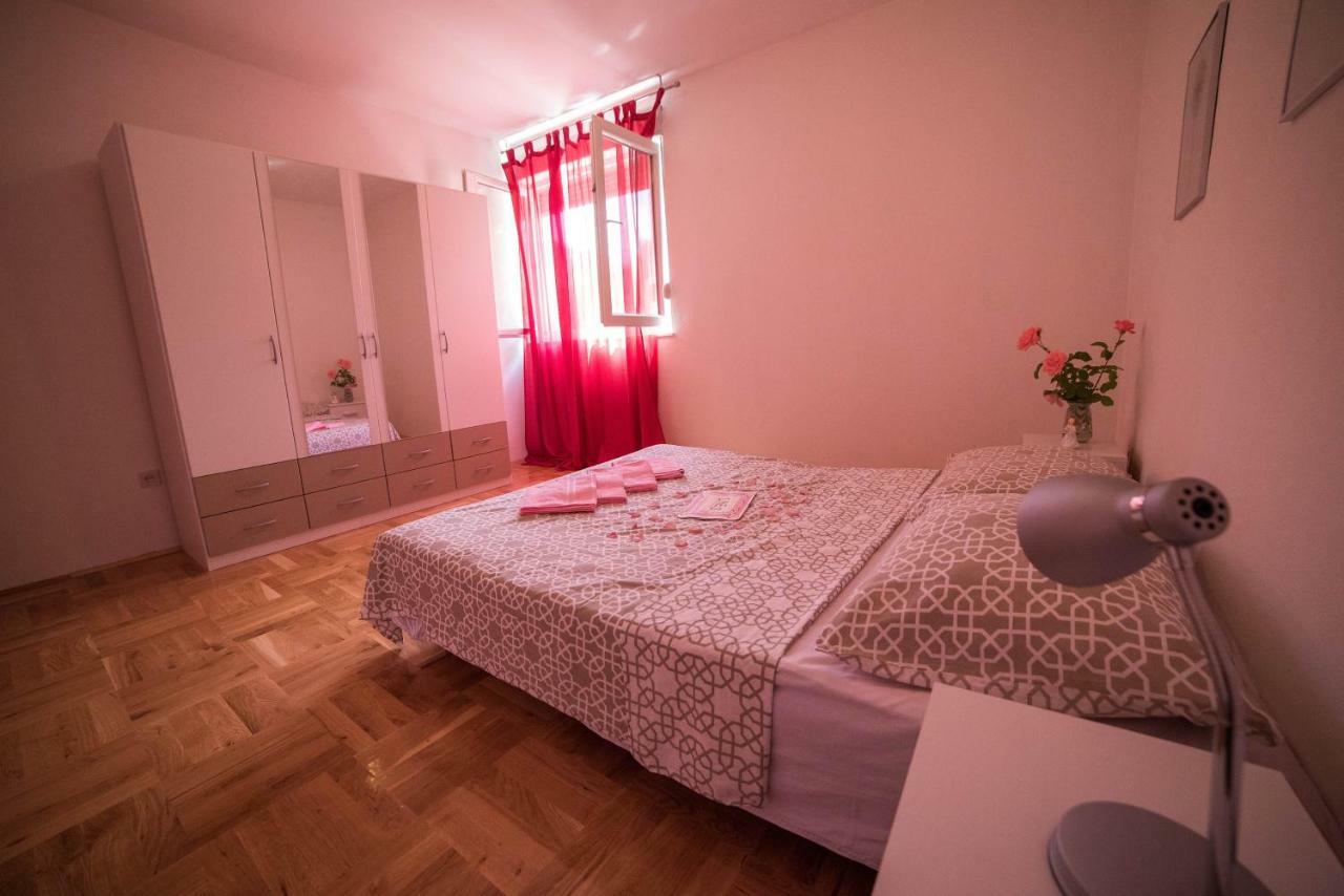 Apartment Ines Sinj Buitenkant foto