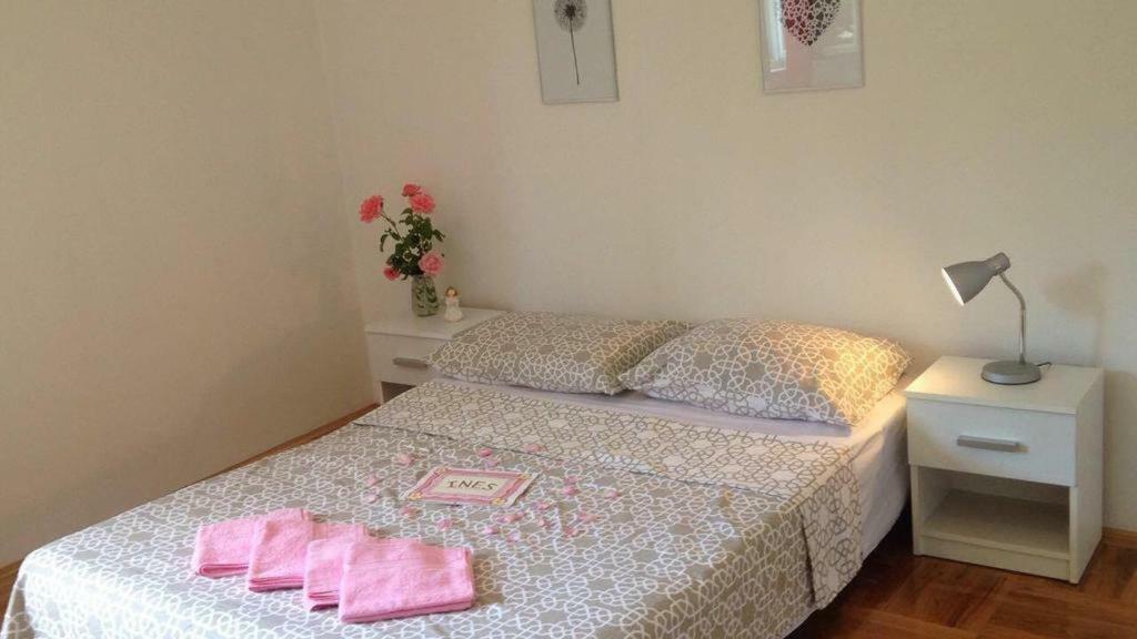 Apartment Ines Sinj Buitenkant foto